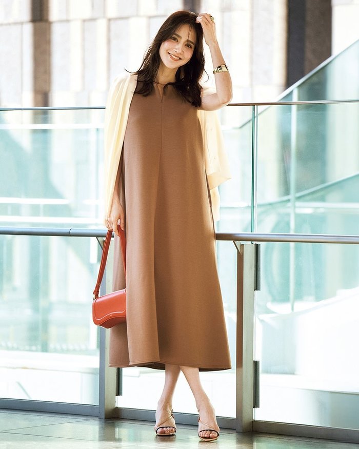 【ドゥクラッセ/DoCLASSE】のライトダンボールニット・ジャンスカ インテリア・キッズ・メンズ・レディースファッション・服の通販 founy(ファニー) https://founy.com/ ファッション Fashion レディースファッション Fashion for Women ワンピース Dresses スマート Smart, Elegant フレア Flare, Flared フロント Front, Front Design ベーシック Basic, Essential |ID: prp329100004925887 ipo3291000000037102145