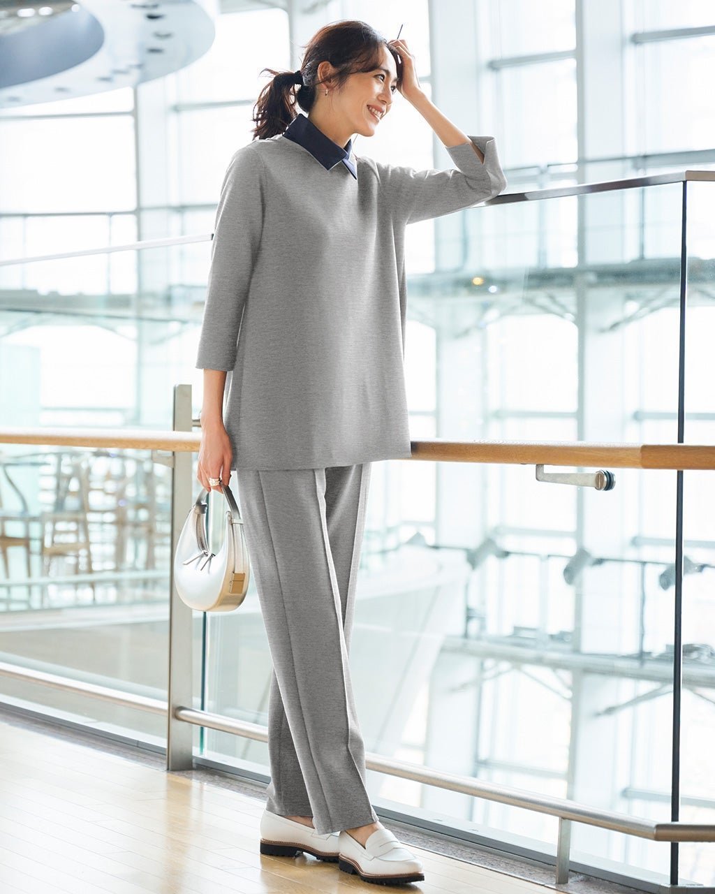 【ドゥクラッセ/DoCLASSE】のライトダンボールニット・スティックパンツ インテリア・キッズ・メンズ・レディースファッション・服の通販 founy(ファニー) 　ファッション　Fashion　レディースファッション　Fashion for Women　パンツ　Pants & Trousers　カットソー　Cut and Sewn Top　ストレッチ　Stretch, Stretchy Fabric　セットアップ　Set-Up, Coordinated Outfit　ドローコード　Drawcord, Drawstring Cord　グレー|ID: prp329100004925935 ipo3291000000036963150