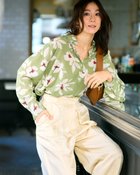 【ドゥクラッセ/DoCLASSE】のシアーライト・2WAYオーバーシャツ 人気、トレンドファッション・服の通販 founy(ファニー) ファッション Fashion レディースファッション Fashion for Women トップス・カットソー Cut & Sew Tops シャツ・ブラウス・オフィスカジュアル Elegant Blouses & Button-Ups thumbnail グリーン・パターン|ID: prp329100004925951 ipo3291000000037024136