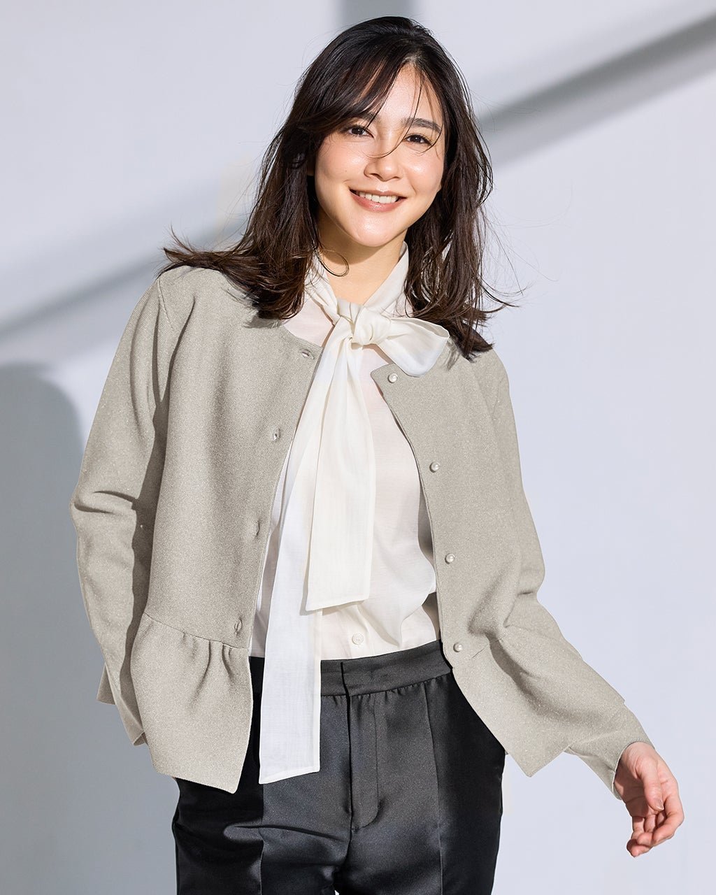 【ドゥクラッセ/DoCLASSE】のガーターニット・ペプラムジャケット インテリア・キッズ・メンズ・レディースファッション・服の通販 founy(ファニー) 　ファッション　Fashion　レディースファッション　Fashion for Women　アウター　Coat / Outerwear Collection　レディースジャケット・軽アウター　Jackets　エレガント 上品　Elegant　ジャケット　Jacket, Outerwear　ドレス　Dress, One-Piece　ペプラム　Peplum, Flared Hem　ライトグレー|ID: prp329100004926027 ipo3291000000036963547