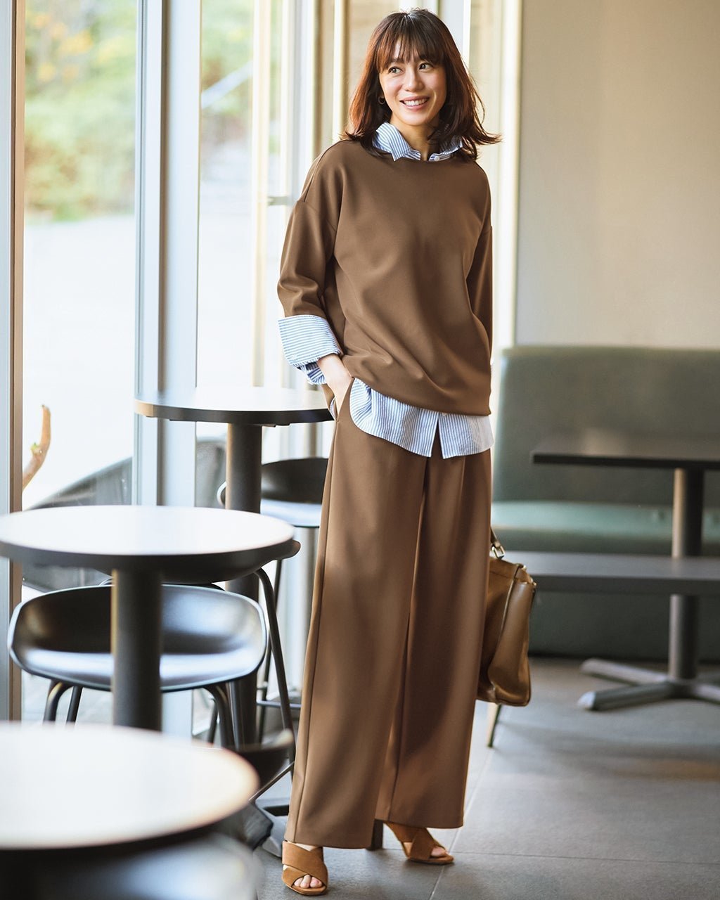 【ドゥクラッセ/DoCLASSE】のイージージョーゼット・セミワイドパンツ インテリア・キッズ・メンズ・レディースファッション・服の通販 founy(ファニー) 　ファッション　Fashion　レディースファッション　Fashion for Women　パンツ　Pants & Trousers　おすすめ　Recommended / Our Picks　なめらか　Smooth, Silky Texture　オケージョン　Occasion Wear　カットソー　Cut and Sewn Top　ジョーゼット　Georgette, Semi-Sheer Fabric　セットアップ　Set-Up, Coordinated Outfit　ドレープ　Drape, Draping Fabric　ビジネス 仕事 通勤　Business / Work / Commuting　ワイド　Wide, Wide Fit　キャメル|ID: prp329100004926056 ipo3291000000036963665