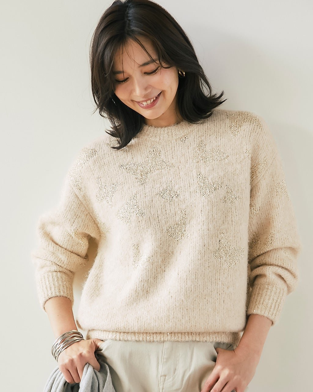 【ドゥクラッセ/DoCLASSE】のスパンコールジャカード・ニットプルオーバー 人気、トレンドファッション・服の通販 founy(ファニー) 　ファッション　Fashion　レディースファッション　Fashion for Women　トップス・カットソー　Cut & Sew Tops　ニット　Knit Tops & Sweaters　カジュアルプルオーバー・ニットトップス　Pullovers & Knit Tops / Casual Pullovers　ジャカード／ジャガード　Jacquard, Woven Pattern　スタイリッシュ　Stylish, Fashionable　スパンコール　Sequins, Sequin Embellishment　セーター　Sweater, Knitwear　 other-1|ID: prp329100004926066 ipo3291000000036963707