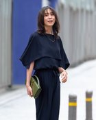 【ドゥクラッセ/DoCLASSE】のバックサテンジョーゼット・ケープブラウス 人気、トレンドファッション・服の通販 founy(ファニー) ファッション Fashion レディースファッション Fashion for Women トップス・カットソー Cut & Sew Tops シャツ・ブラウス・オフィスカジュアル Elegant Blouses & Button-Ups バッグ Bags 新作・新入荷 New Arrivals / New In おすすめ Recommended / Our Picks セットアップ Set-Up, Coordinated Outfit ドレープ Drape, Draping Fabric ノースリーブ Sleeveless, No-Sleeve エレガント 上品 Elegant thumbnail ネイビー|ID: prp329100004926108 ipo3291000000036963906