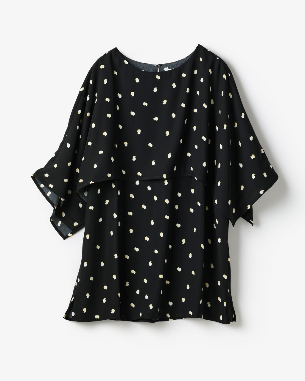 【ドゥクラッセ/DoCLASSE】のバックサテンジョーゼット・ケープブラウス インテリア・キッズ・メンズ・レディースファッション・服の通販 founy(ファニー) 　ファッション　Fashion　レディースファッション　Fashion for Women　トップス・カットソー　Cut & Sew Tops　シャツ・ブラウス・オフィスカジュアル　Elegant Blouses & Button-Ups　バッグ　Bags　新作・新入荷　New Arrivals / New In　おすすめ　Recommended / Our Picks　セットアップ　Set-Up, Coordinated Outfit　ドレープ　Drape, Draping Fabric　ノースリーブ　Sleeveless, No-Sleeve　エレガント 上品　Elegant　ブラックパターン|ID: prp329100004926108 ipo3291000000036963910