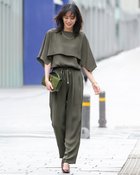 【ドゥクラッセ/DoCLASSE】のバックサテンジョーゼット・テーパードパンツ チャコール|ID: prp329100004926110 ipo3291000000037256358