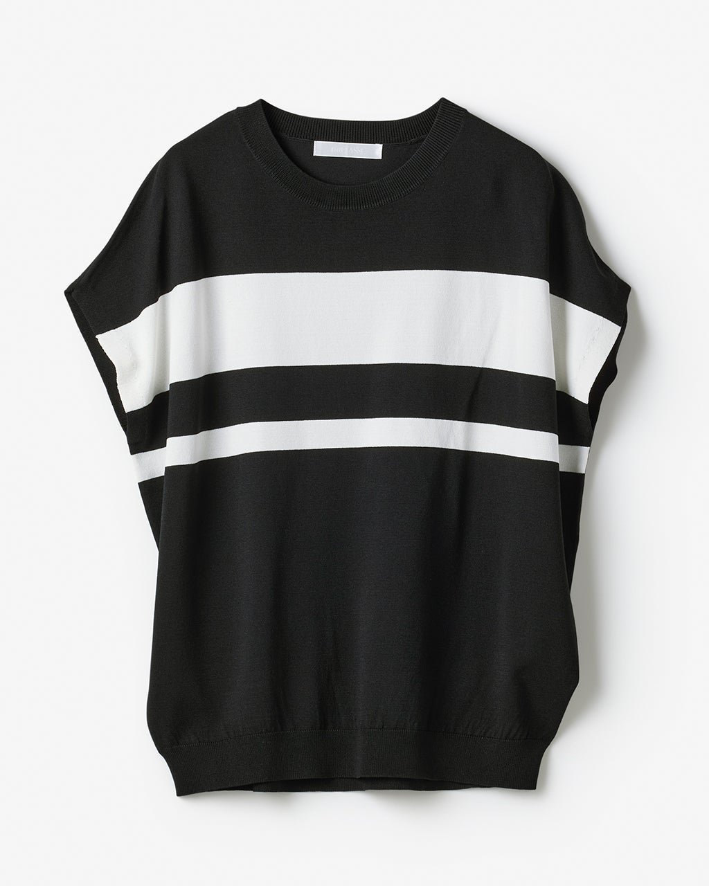 【ドゥクラッセ/DoCLASSE】のUVクールニット・フレンチトップス インテリア・キッズ・メンズ・レディースファッション・服の通販 founy(ファニー) 　ファッション　Fashion　レディースファッション　Fashion for Women　トップス・カットソー　Cut & Sew Tops　ニット　Knit Tops & Sweaters　新作・新入荷　New Arrivals / New In　スリーブ　Sleeve, Long Sleeve / Short Sleeve　セーター　Sweater, Knitwear　フレンチ　French, French Style　夏　Summer　抗菌　Antibacterial, Bacteria-Resistant　洗える　Machine Washable　ブラック&times;ホワイト|ID: prp329100004926151 ipo3291000000037024352