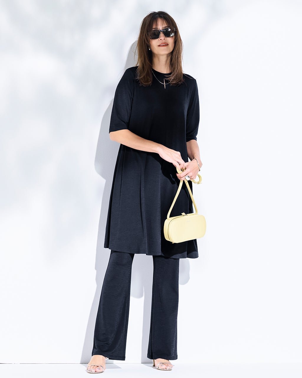 【ドゥクラッセ/DoCLASSE】のUVスラブ・セミフレアパンツ/72cm インテリア・キッズ・メンズ・レディースファッション・服の通販 founy(ファニー) 　ファッション　Fashion　レディースファッション　Fashion for Women　パンツ　Pants & Trousers　新作・新入荷　New Arrivals / New In　カットソー　Cut and Sewn Top　夏　Summer　旅行　Travel　ネイビー|ID: prp329100004926189 ipo3291000000036964341