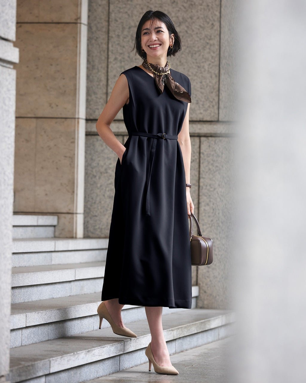 【ドゥクラッセ/DoCLASSE】のスポンジWクロス・ベルト付きワンピース インテリア・キッズ・メンズ・レディースファッション・服の通販 founy(ファニー) 　ファッション　Fashion　レディースファッション　Fashion for Women　ワンピース　Dresses　ベルト&ウエストマーク　Belts & Waist Accessories　なめらか　Smooth, Silky Texture　インナー　Innerwear　オケージョン　Occasion Wear　ストレッチ　Stretch, Stretchy Fabric　セットアップ　Set-Up, Coordinated Outfit　ノースリーブ　Sleeveless, No-Sleeve　人気　Popular, Best Seller　ビジネス 仕事 通勤　Business / Work / Commuting　ミッドナイトブルー|ID: prp329100004931609 ipo3291000000037015042