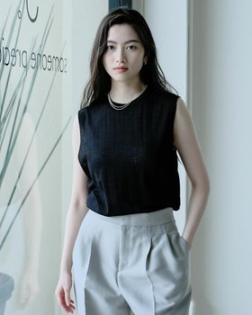 【ドゥクラッセ/DoCLASSE】のハイゲージニット・透かし編みトップス 人気、トレンドファッション・服の通販 founy(ファニー) ファッション Fashion レディースファッション Fashion for Women アウター Coat / Outerwear Collection レディースジャケット・軽アウター Jackets 新作・新入荷 New Arrivals / New In おすすめ Recommended / Our Picks なめらか Smooth, Silky Texture アンサンブル Ensemble Set カーディガン Cardigan, Knitwear ジャケット Jacket, Outerwear ベスト Vest, Waistcoat 透かし Cut-Out, Lacework |ID:prp329100004931753