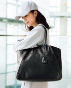 【ドゥクラッセ/DoCLASSE】の本革・エアートートバッグL ブラック|ID: prp329100004931777 ipo3291000000037102200