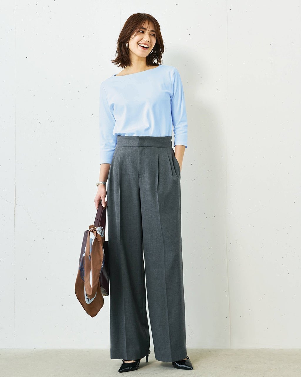 【ドゥクラッセ/DoCLASSE】のボートネックN/7分袖・ドゥクラッセTシャツ インテリア・キッズ・メンズ・レディースファッション・服の通販 founy(ファニー) 　ファッション　Fashion　レディースファッション　Fashion for Women　トップス・カットソー　Cut & Sew Tops　シャツ・ブラウス・オフィスカジュアル　Elegant Blouses & Button-Ups　ロングTシャツ・Tシャツ　Longline T-Shirts & Tees　カットソー・ベーシックTシャツ　Cut-and-Sewn Tops / Stretch Tees & Basics　カットソー　Cut and Sewn Top　ショルダー　Shoulder, Shoulder Strap　ジャケット　Jacket, Outerwear　ダブル　Double, Double-Breasted　定番　Standard, Basic Item　なめらか　Smooth, Silky Texture　人気　Popular, Best Seller　フロント　Front, Front Design　ベーシック　Basic, Essential　ラベンダー　Lavender　リラックス　Relax, Relaxed Fit　新作・新入荷　New Arrivals / New In　エレガント 上品　Elegant　ビジネス 仕事 通勤　Business / Work / Commuting　ペールブルー|ID: prp329100004931780 ipo3291000000037016029