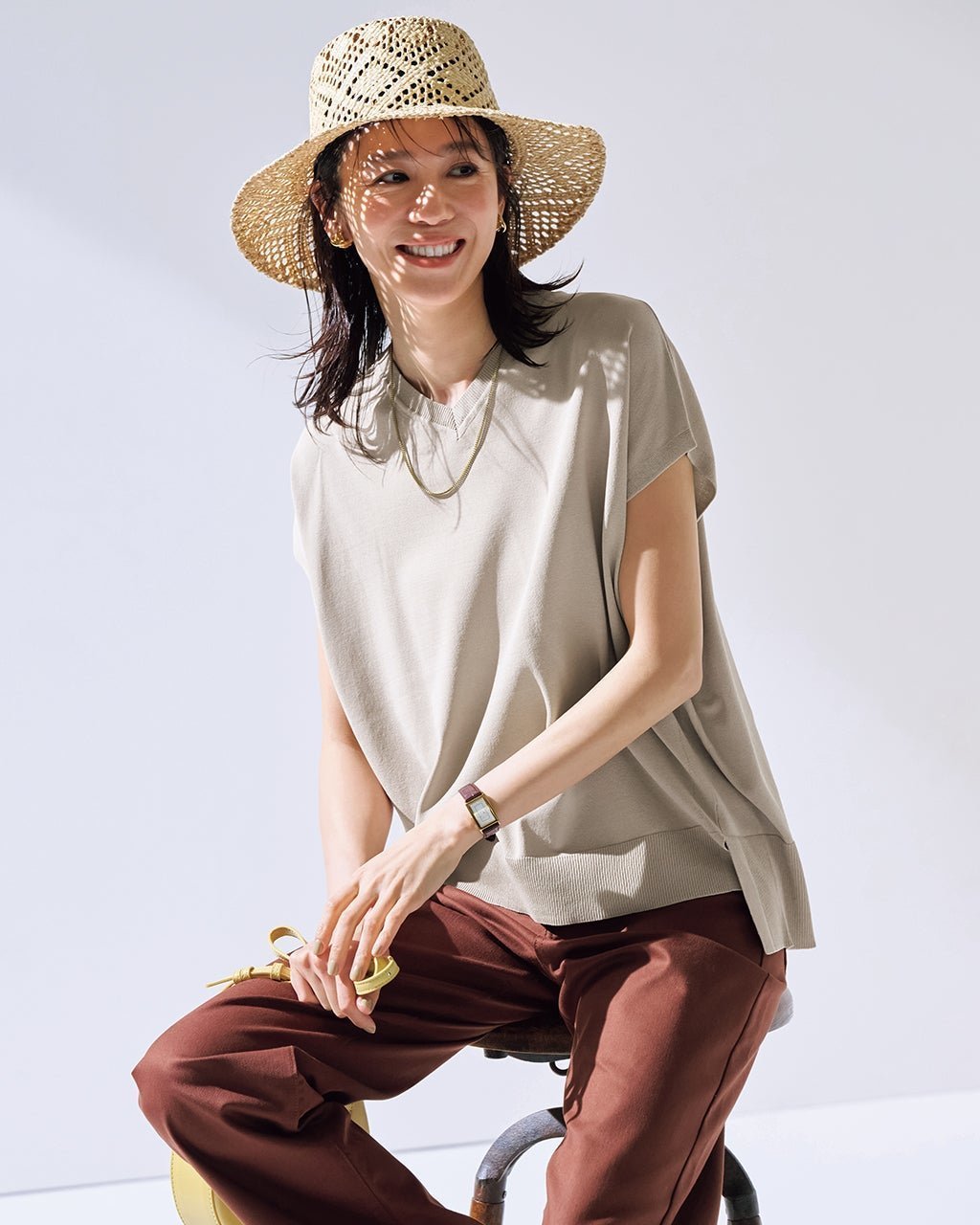 【ドゥクラッセ/DoCLASSE】のUVクールニット・Vネックトップス 人気、トレンドファッション・服の通販 founy(ファニー) 　ファッション　Fashion　レディースファッション　Fashion for Women　トップス・カットソー　Cut & Sew Tops　ニット　Knit Tops & Sweaters　Vネックトップス　V-Neck Tops / V-Cut Neckline Shirts　新作・新入荷　New Arrivals / New In　カットソー　Cut and Sewn Top　クール　Cool, Chic　スリーブ　Sleeve, Long Sleeve / Short Sleeve　セーター　Sweater, Knitwear　フレンチ　French, French Style　ベスト　Vest, Waistcoat　抗菌　Antibacterial, Bacteria-Resistant　 other-1|ID: prp329100004931789 ipo3291000000037016063