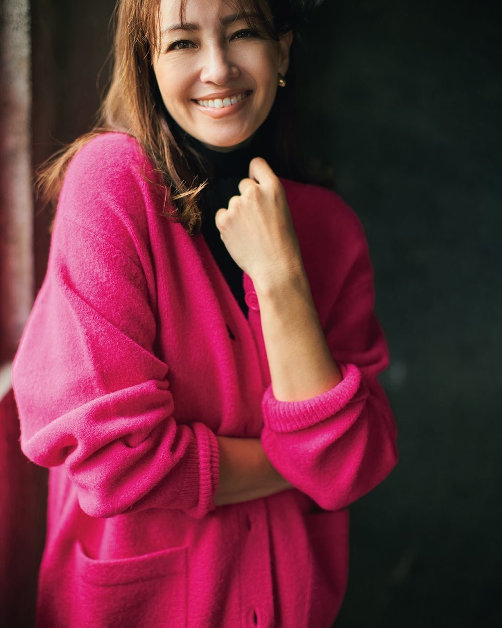 【ドゥクラッセ/DoCLASSE】のウール混タム・Vネックカーディガン インテリア・キッズ・メンズ・レディースファッション・服の通販 founy(ファニー) 　ファッション　Fashion　レディースファッション　Fashion for Women　トップス・カットソー　Cut & Sew Tops　カーディガン・羽織り　Layered Style Cardigans　Vネックトップス　V-Neck Tops / V-Cut Neckline Shirts　なめらか　Smooth, Silky Texture　カーディガン　Cardigan, Knitwear　ストレッチ　Stretch, Stretchy Fabric　セーター　Sweater, Knitwear　フロント　Front, Front Design　ボックス　Boxy, Box Shape　ポケット　Pocket, Pocket Detail　エレガント 上品　Elegant　人気　Popular, Best Seller　ピンク|ID: prp329100004932658 ipo3291000000037023141