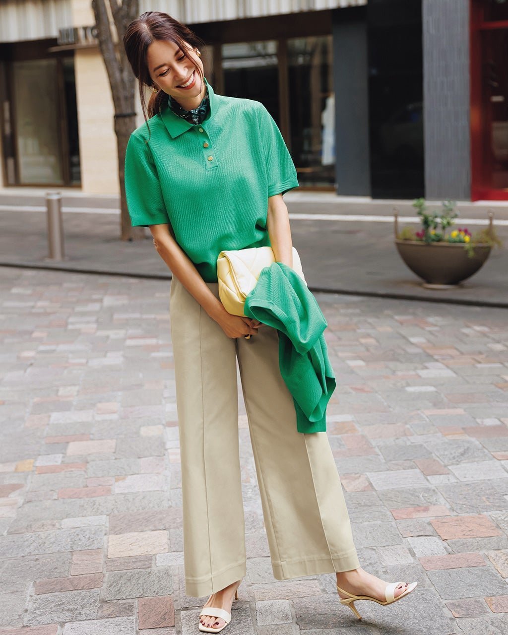 【ドゥクラッセ/DoCLASSE】のミラクルストレッチ・ピンタックワイド64cm インテリア・キッズ・メンズ・レディースファッション・服の通販 founy(ファニー) 　ファッション　Fashion　レディースファッション　Fashion for Women　パンツ　Pants & Trousers　おすすめ　Recommended / Our Picks　バランス　Balance, Style Balance　フロント　Front, Front Design　ワイド　Wide, Wide Fit　ストーン|ID: prp329100004932677 ipo3291000000037023361