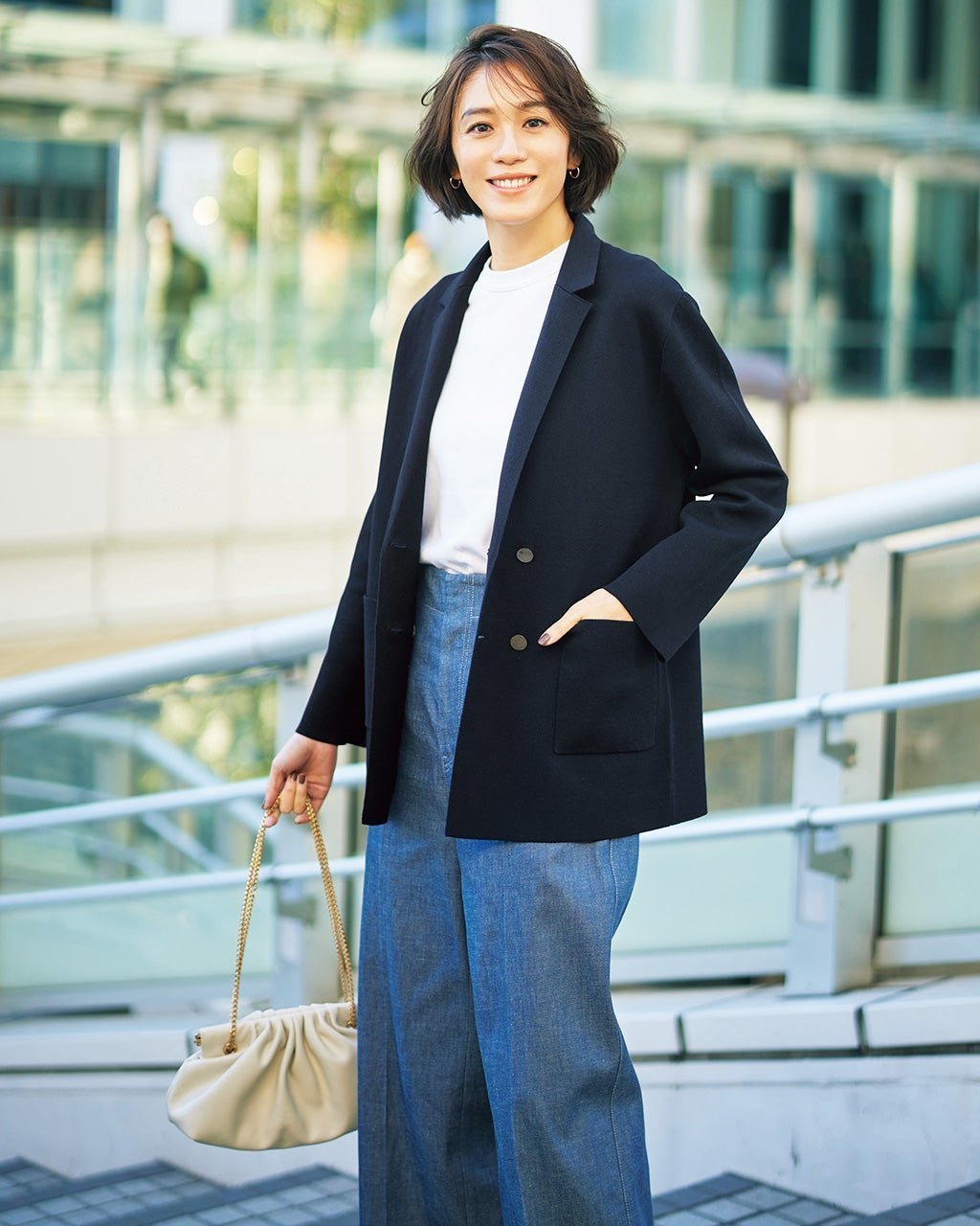 【ドゥクラッセ/DoCLASSE】のコットン混・ニットテーラードジャケット 人気、トレンドファッション・服の通販 founy(ファニー) 　ファッション　Fashion　レディースファッション　Fashion for Women　アウター　Coat / Outerwear Collection　レディースジャケット・軽アウター　Jackets　テーラードジャケット / 通勤・きれいめスタイル　Tailored Jackets & Blazers　なめらか　Smooth, Silky Texture　ジャケット　Jacket, Outerwear　ダブル　Double, Double-Breasted　秋　Autumn　 other-1|ID: prp329100004933917 ipo3291000000037032032