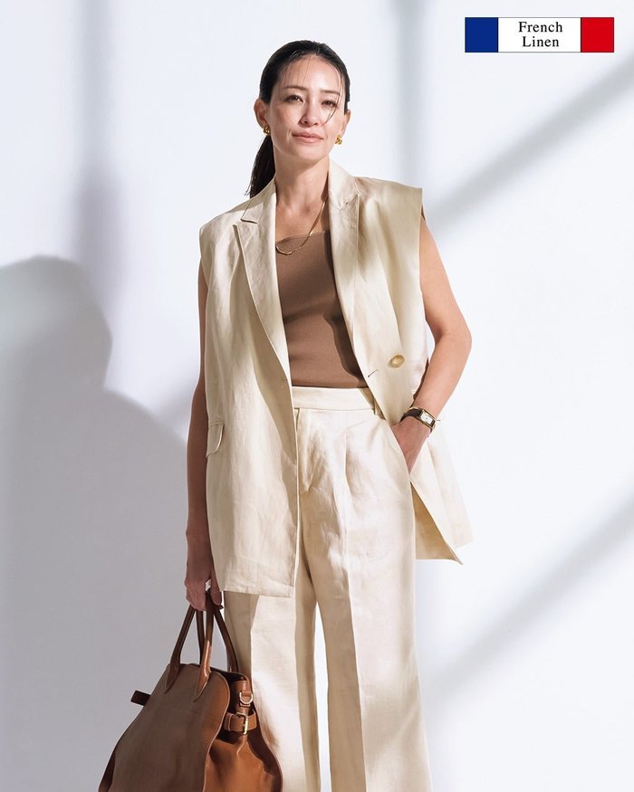 【ドゥクラッセ/DoCLASSE】のフレンチリネン・テーラードジレ インテリア・キッズ・メンズ・レディースファッション・服の通販 founy(ファニー) https://founy.com/ ファッション Fashion レディースファッション Fashion for Women アウター Coat / Outerwear Collection オケージョン Occasion Wear 春 Spring カッティング Cutting Detail セットアップ Set-Up, Coordinated Outfit 定番 Standard, Basic Item フランス France, French プレミアム Premium, High-End リネン Linen, Linen Fabric リュクス Luxury, Elegant, High-End, Chic ワイド Wide, Wide Fit S/S・春夏 SS, Spring/Summer, Warm Season 新作・新入荷 New Arrivals / New In 夏 Summer ビジネス 仕事 通勤 Business / Work / Commuting |ID: prp329100004933925 ipo3291000000037032065