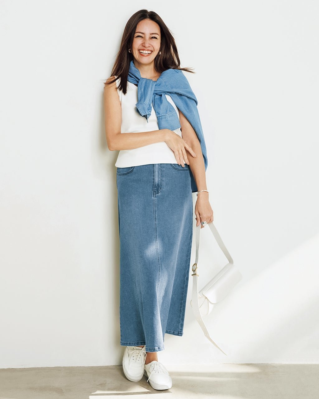 【ドゥクラッセ/DoCLASSE】のエアフレックスデニム・スカート/88cm インテリア・キッズ・メンズ・レディースファッション・服の通販 founy(ファニー) 　ファッション　Fashion　レディースファッション　Fashion for Women　スカート　Skirts　新作・新入荷　New Arrivals / New In　フィット　Fit, Slim Fit　ロング　Long, Long-Length　ライトインディゴ|ID: prp329100004933932 ipo3291000000037032117