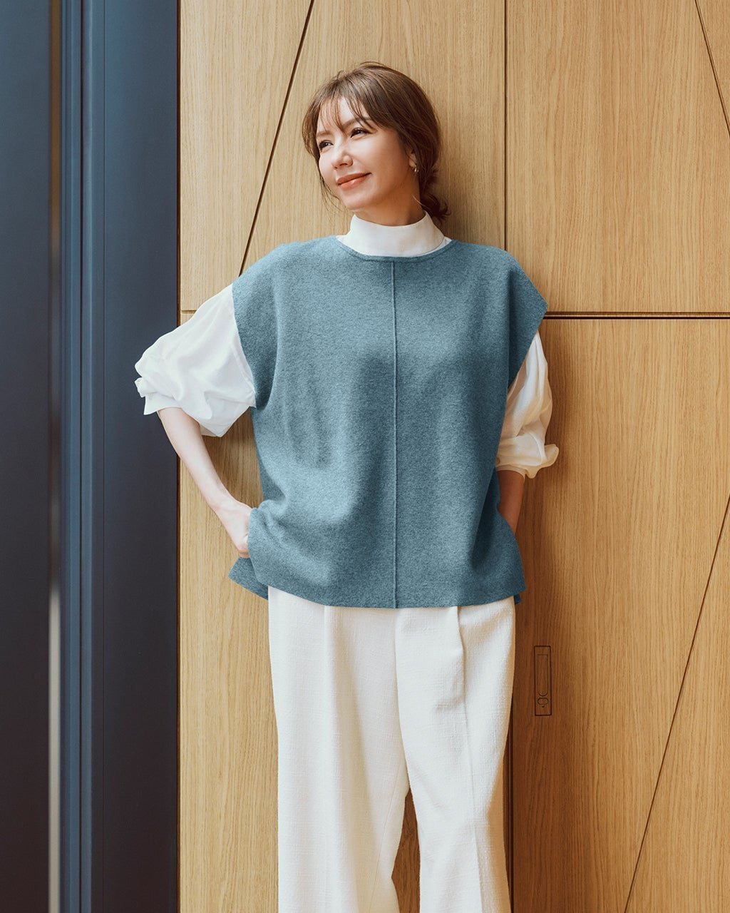 【ドゥクラッセ/DoCLASSE】のミラノリブ・バックパールニットベスト インテリア・キッズ・メンズ・レディースファッション・服の通販 founy(ファニー) 　ファッション　Fashion　レディースファッション　Fashion for Women　アウター　Coat / Outerwear Collection　レディースジャケット・軽アウター　Jackets　ジャケット　Jacket, Outerwear　パイピング　Piping, Trim Design　パール　Pearl, Pearl Accent　フロント　Front, Front Design　ベスト　Vest, Waistcoat　ミラノリブ　Milano Rib, Milano Stitch　人気　Popular, Best Seller　ビジネス 仕事 通勤　Business / Work / Commuting　ライトブルー|ID: prp329100004933952 ipo3291000000037032193