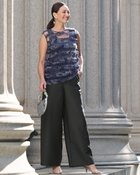 【ドゥクラッセ/DoCLASSE】のグロッシーダブルクロス・ワイドパンツ ブラック|ID: prp329100004934001 ipo3291000000037102340