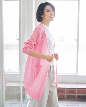 【ドゥクラッセ/DoCLASSE】の麻混スパークリングニット・着流しカーディガン 大人の最旬トレンドファッション＆コーディネート founy(ファウニー) ファッション Fashion レディースファッション Fashion for Women トップス・カットソー Cut & Sew Tops ニット Knit Tops & Sweaters カーディガン・羽織り Layered Style Cardigans カーディガン Cardigan, Knitwear シアー Sheer, See-Through シルバー Silver, Metallic Silver シンプル Simple, Minimal バランス Balance, Style Balance ポケット Pocket, Pocket Detail リネン Linen, Linen Fabric 夏 Summer エレガント 上品 Elegant |ID:prp329100004934041