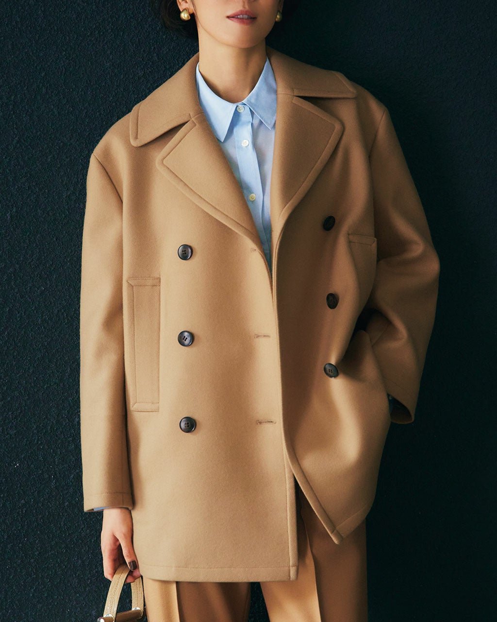 【ドゥクラッセ/DoCLASSE】のプレミアムウール・Pコート インテリア・キッズ・メンズ・レディースファッション・服の通販 founy(ファニー) 　ファッション　Fashion　レディースファッション　Fashion for Women　アウター　Coat / Outerwear Collection　コート・ロングコート・ピーコート　Long Coats, Peacoats & More　Pコート　Pea Coats　シンプル　Simple, Minimal　プレミアム　Premium, High-End　今季　This Season, Current Season　定番　Standard, Basic Item　ベージュ|ID: prp329100004934071 ipo3291000000037032691