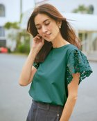 【ドゥクラッセ/DoCLASSE】のレーススリーブ・Tブラウス 人気、トレンドファッション・服の通販 founy(ファニー) ファッション Fashion レディースファッション Fashion for Women トップス・カットソー Cut & Sew Tops シャツ・ブラウス・オフィスカジュアル Elegant Blouses & Button-Ups ロングTシャツ・Tシャツ Longline T-Shirts & Tees カットソー・ベーシックTシャツ Cut-and-Sewn Tops / Stretch Tees & Basics カットソー Cut and Sewn Top ストレッチ Stretch, Stretchy Fabric スリーブ Sleeve, Long Sleeve / Short Sleeve モチーフ Motif, Design Theme レース Lace, Lace Fabric エレガント 上品 Elegant thumbnail ダークピーコック|ID: prp329100004934089 ipo3291000000037032755