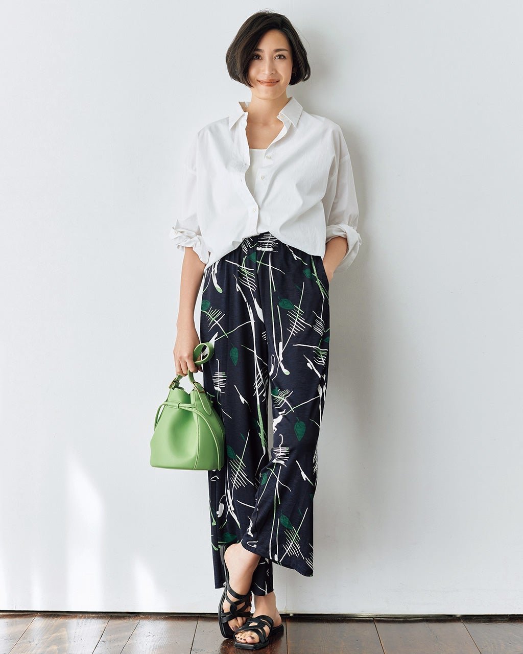 【ドゥクラッセ/DoCLASSE】のUVスラブ・ストレートパンツ/68㎝ インテリア・キッズ・メンズ・レディースファッション・服の通販 founy(ファニー) 　ファッション　Fashion　レディースファッション　Fashion for Women　パンツ　Pants & Trousers　ストレート　Straight, Straight Cut　ワイド　Wide, Wide Fit　人気　Popular, Best Seller　ビジネス 仕事 通勤　Business / Work / Commuting　夏　Summer　旅行　Travel　ネイビー&times;グリーン|ID: prp329100004934091 ipo3291000000037032792