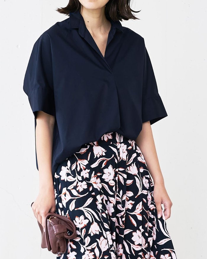 【ドゥクラッセ/DoCLASSE】のミックスコットン・スキッパーシャツ インテリア・キッズ・メンズ・レディースファッション・服の通販 founy(ファウニー) https://founy.com/ ファッション Fashion レディースファッション Fashion for Women トップス・カットソー Cut & Sew Tops シャツ・ブラウス・オフィスカジュアル Elegant Blouses & Button-Ups スキッパー Skipper, Open Collar 定番 Standard, Basic Item |ID: prp329100004934129 ipo3291000000037256909