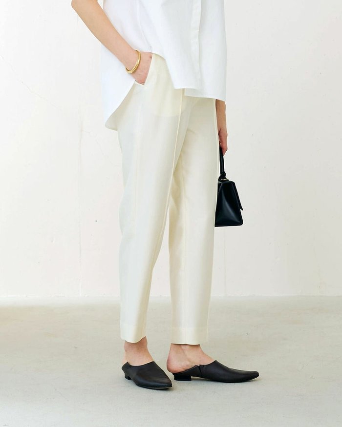 【ドゥクラッセ/DoCLASSE】のシルクウール・スティックパンツ インテリア・キッズ・メンズ・レディースファッション・服の通販 founy(ファニー) https://founy.com/ ファッション Fashion レディースファッション Fashion for Women パンツ Pants & Trousers シルク Silk, 100% Silk |ID: prp329100004934329 ipo3291000000037093374