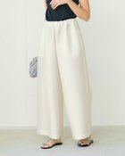 【ドゥクラッセ/DoCLASSE】のオクタダブルクロス・ギャザーワイドパンツ 人気、トレンドファッション・服の通販 founy(ファニー) ファッション Fashion レディースファッション Fashion for Women パンツ Pants & Trousers エレガント 上品 Elegant カッティング Cutting Detail フォルム Silhouette, Form リラックス Relax, Relaxed Fit 今季 This Season, Current Season thumbnail ホワイト|ID: prp329100004934331 ipo3291000000037033642