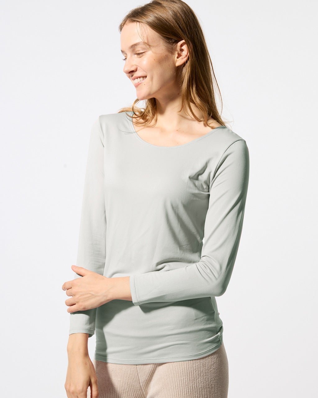 【ヌックル/Nukle】のNukle・ベア天竺めぐりトップス インテリア・キッズ・メンズ・レディースファッション・服の通販 founy(ファニー) 　ファッション　Fashion　レディースファッション　Fashion for Women　トップス・カットソー　Cut & Sew Tops　インナー　Innerwear　なめらか　Smooth, Silky Texture　冬　Winter / This Winter　おすすめ　Recommended / Our Picks　ライトグレー|ID: prp329100004934341 ipo3291000000037033689