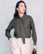 【ドゥクラッセ/DoCLASSE】のキュプラ混シャンブレー・ボウタイブラウス チャコール|ID: prp329100004934406 ipo3291000000037102741