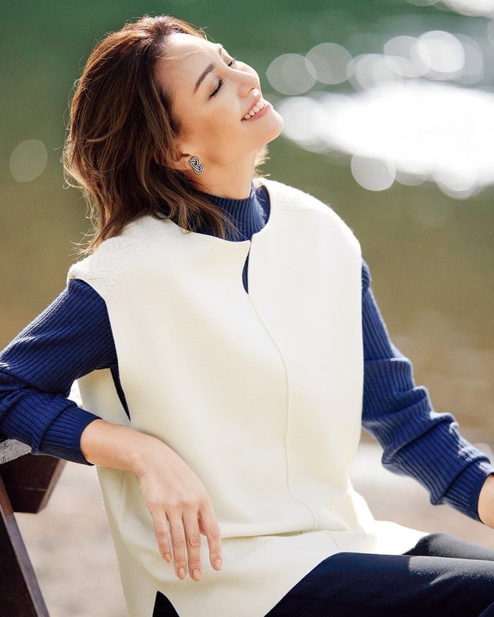 【ドゥクラッセ/DoCLASSE】のミラノリブ・透かし柄デザインベスト インテリア・キッズ・メンズ・レディースファッション・服の通販 founy(ファニー) https://founy.com/ ファッション Fashion レディースファッション Fashion for Women アウター Coat / Outerwear Collection レディースジャケット・軽アウター Jackets おすすめ Recommended / Our Picks ジャケット Jacket, Outerwear ストレッチ Stretch, Stretchy Fabric スリット Slit, Slit Detail ベスト Vest, Waistcoat ミラノリブ Milano Rib, Milano Stitch エレガント 上品 Elegant 人気 Popular, Best Seller 透かし Cut-Out, Lacework |ID: prp329100004934426 ipo3291000000037102784