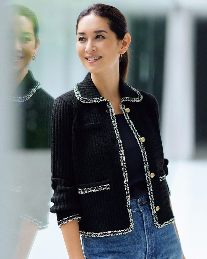 【ドゥクラッセ/DoCLASSE】のワイドリブ・ブレードニットジャケット インテリア・キッズ・メンズ・レディースファッション・服の通販 founy(ファニー) https://founy.com/ ファッション Fashion レディースファッション Fashion for Women アウター Coat / Outerwear Collection レディースジャケット・軽アウター Jackets おすすめ Recommended / Our Picks カーディガン Cardigan, Knitwear ジャケット Jacket, Outerwear ストレッチ Stretch, Stretchy Fabric セーター Sweater, Knitwear ツイード Twill, Twill Weave エレガント 上品 Elegant ビジネス 仕事 通勤 Business / Work / Commuting |ID: prp329100004934443 ipo3291000000037098514