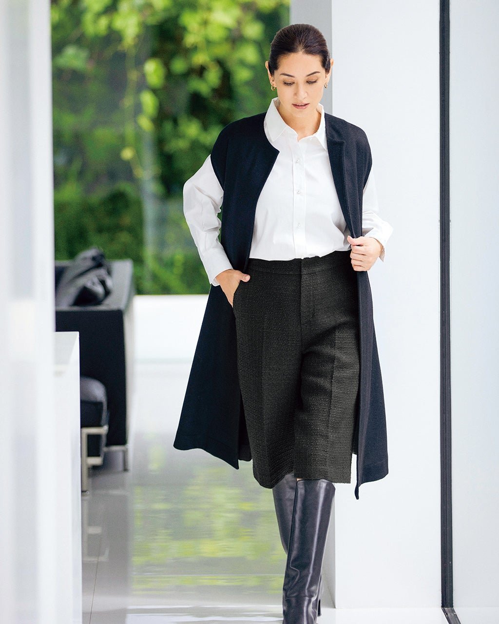 【ドゥクラッセ/DoCLASSE】のブライトツイード・ハーフパンツ インテリア・キッズ・メンズ・レディースファッション・服の通販 founy(ファニー) 　ファッション　Fashion　レディースファッション　Fashion for Women　パンツ　Pants & Trousers　ショートパンツ・ハーフパンツ　High-Waisted & Relaxed Shorts　ブラック|ID: prp329100004934451 ipo3291000000037034103