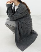 【ドゥクラッセ/DoCLASSE】のロイヤルアルパカ・ケーブル編みロングカーディガン チャコール|ID: prp329100004934453 ipo3291000000037098526