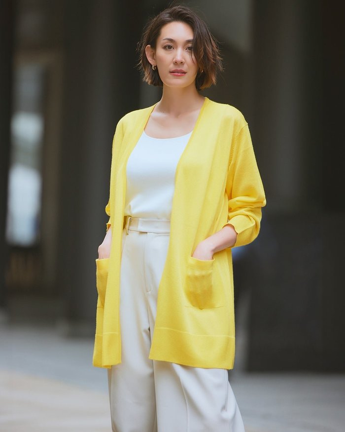 【ドゥクラッセ/DoCLASSE】のスパークリングニット・ボタンレスカーディガン インテリア・キッズ・メンズ・レディースファッション・服の通販 founy(ファニー) https://founy.com/ ファッション Fashion レディースファッション Fashion for Women トップス・カットソー Cut & Sew Tops ニット Knit Tops & Sweaters カーディガン・羽織り Layered Style Cardigans カーディガン Cardigan, Knitwear 雑誌 Magazine, Fashion Magazine |ID: prp329100004934483 ipo3291000000037102873