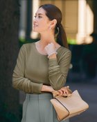 【ドゥクラッセ/DoCLASSE】のハイカウントコットン・ラウンドネック/長袖 カーキ|ID: prp329100004934505 ipo3291000000037094257