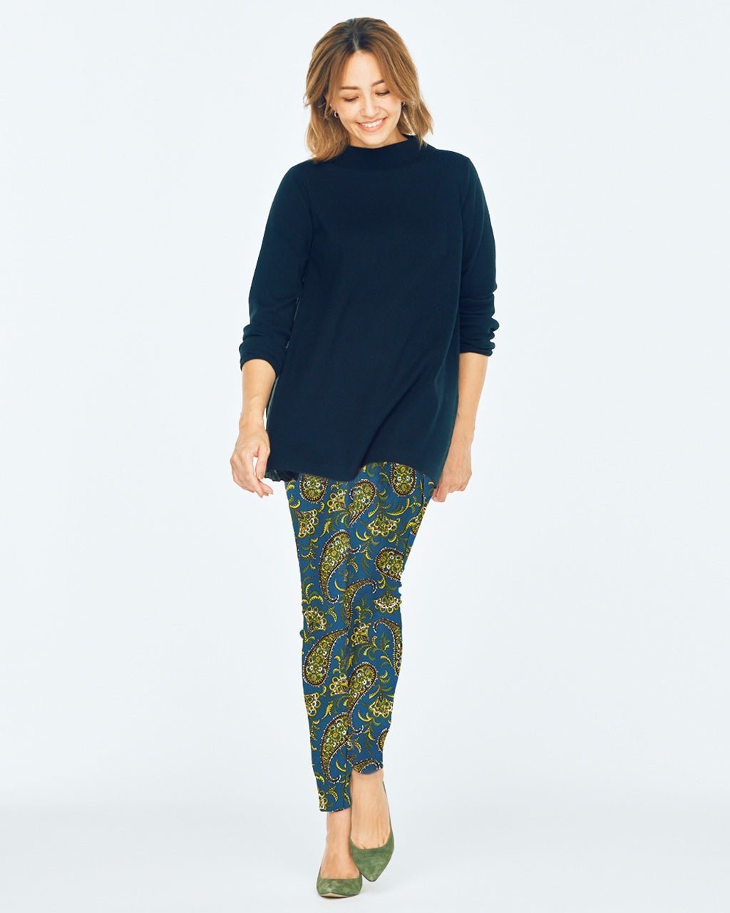 【ドゥクラッセ/DoCLASSE】のミラクルストレッチ・レギンススリム インテリア・キッズ・メンズ・レディースファッション・服の通販 founy(ファニー) 　ファッション　Fashion　レディースファッション　Fashion for Women　パンツ　Pants & Trousers　レギンス　Leggings & Stretch Pants　カッティング　Cutting Detail　ギャザー　Gathered, Ruffled　ストレッチ　Stretch, Stretchy Fabric　スリム　Slim, Slim Fit　ヨガ　Yoga, Yoga Wear　レギンス　Leggings, Stretch Pants　ビジネス 仕事 通勤　Business / Work / Commuting　ブルー・パターン|ID: prp329100004934522 ipo3291000000037034373