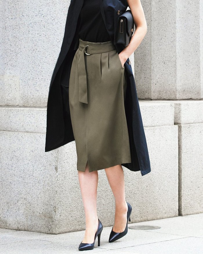 【ドゥクラッセ/DoCLASSE】のドレープアセテート・ベルト付きスカート インテリア・キッズ・メンズ・レディースファッション・服の通販 founy(ファニー) https://founy.com/ ファッション Fashion レディースファッション Fashion for Women スカート Skirts ベルト&ウエストマーク Belts & Waist Accessories おすすめ Recommended / Our Picks シルク Silk, 100% Silk スリット Slit, Slit Detail タイトスカート Pencil Skirt, Tight Skirt ドレープ Drape, Draping Fabric ラップ Wrap, Wrap Design |ID: prp329100004934527 ipo3291000000037034395