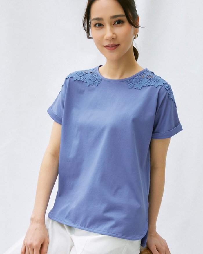 【ドゥクラッセ/DoCLASSE】のシルケット・ショルダーレーストップス インテリア・キッズ・メンズ・レディースファッション・服の通販 founy(ファニー) https://founy.com/ ファッション Fashion レディースファッション Fashion for Women トップス・カットソー Cut & Sew Tops シャツ・ブラウス・オフィスカジュアル Elegant Blouses & Button-Ups ロングTシャツ・Tシャツ Longline T-Shirts & Tees カットソー・ベーシックTシャツ Cut-and-Sewn Tops / Stretch Tees & Basics カットソー Cut and Sewn Top シルケット Silket, Silky Cotton レース Lace, Lace Fabric |ID: prp329100004934532 ipo3291000000037102984