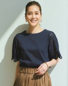 【ドゥクラッセ/DoCLASSE】のシルケットスムース・スカラップレース袖 人気、トレンドファッション・服の通販 founy(ファニー) ファッション Fashion レディースファッション Fashion for Women トップス・カットソー Cut & Sew Tops シャツ・ブラウス・オフィスカジュアル Elegant Blouses & Button-Ups ロングTシャツ・Tシャツ Longline T-Shirts & Tees カットソー・ベーシックTシャツ Cut-and-Sewn Tops / Stretch Tees & Basics おすすめ Recommended / Our Picks なめらか Smooth, Silky Texture カットソー Cut and Sewn Top シルケット Silket, Silky Cotton スカラップ Scallop, Scalloped Edge フェミニン Feminine, Girly フレア Flare, Flared レース Lace, Lace Fabric エレガント 上品 Elegant thumbnail ネイビー|ID: prp329100004934636 ipo3291000000037034875
