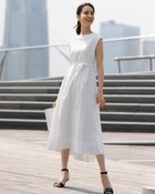 【ドゥクラッセ/DoCLASSE】のカットワークレース・バックV開きドレス ホワイト|ID: prp329100004934664 ipo3291000000037034987