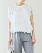 【ドゥクラッセ/DoCLASSE】のラッセルレース・シャーリングブラウス ホワイト|ID: prp329100004934719 ipo3291000000037035175
