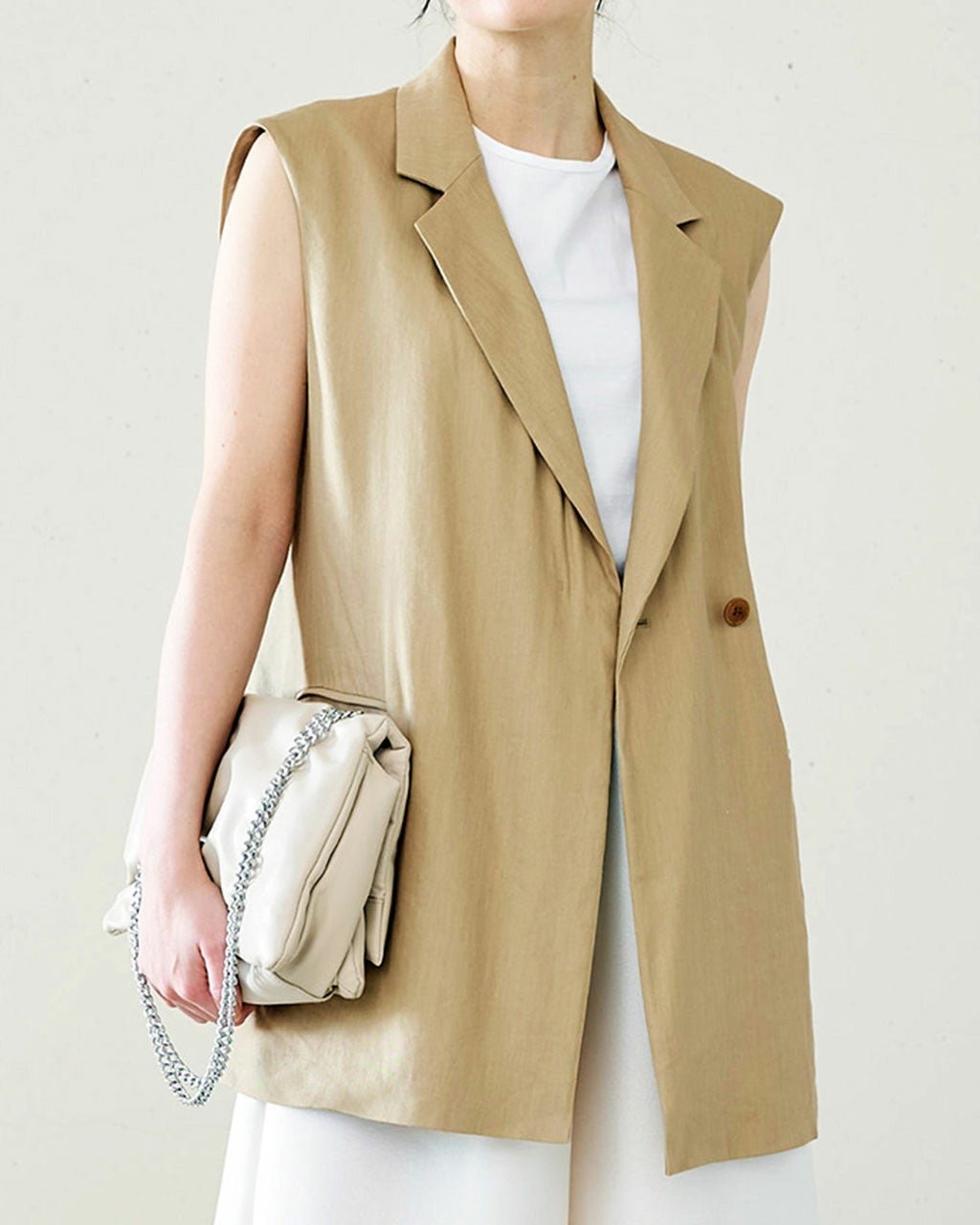 【ドゥクラッセ/DoCLASSE】のフレンチリネン・ストレッチジレ 人気、トレンドファッション・服の通販 founy(ファニー) 　ファッション　Fashion　レディースファッション　Fashion for Women　アウター　Coat / Outerwear Collection　レディースジャケット・軽アウター　Jackets　アンダー　Underwear Essentials　イタリア　Italy　インナー　Innerwear　カッティング　Cutting Detail　シェイプ　Shape, Slim Fit　ジャケット　Jacket, Outerwear　スマート　Smart, Elegant　セットアップ　Set-Up, Coordinated Outfit　トレンド　Trend, Trending Now　なめらか　Smooth, Silky Texture　ノースリーブ　Sleeveless, No-Sleeve　バランス　Balance, Style Balance　フランス　France, French　フレンチ　French, French Style　ベスト　Vest, Waistcoat　マニッシュ　Mannish, Boyish　モダン　Modern, Contemporary　ラグジュアリー　Luxury, Elegant　リネン　Linen, Linen Fabric　夏　Summer　 other-1|ID: prp329100004934729 ipo3291000000037035203