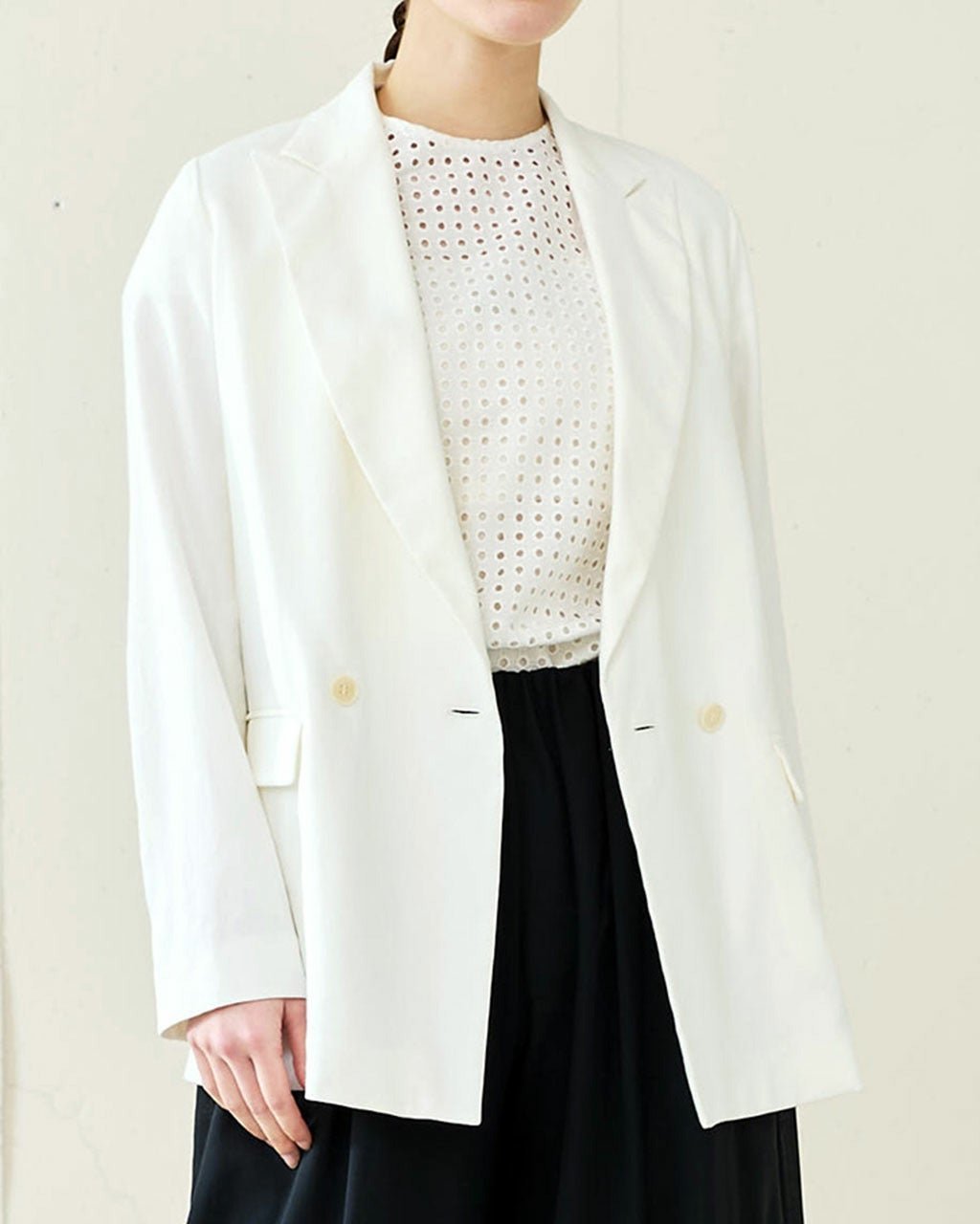 【ドゥクラッセ/DoCLASSE】のフレンチリネン・ストレッチジャケット 人気、トレンドファッション・服の通販 founy(ファニー) 　ファッション　Fashion　レディースファッション　Fashion for Women　アウター　Coat / Outerwear Collection　レディースジャケット・軽アウター　Jackets　イタリア　Italy　カッティング　Cutting Detail　ジャケット　Jacket, Outerwear　スタイリッシュ　Stylish, Fashionable　スマート　Smart, Elegant　セットアップ　Set-Up, Coordinated Outfit　ダブル　Double, Double-Breasted　テーラード　Tailored, Tailored Fit　なめらか　Smooth, Silky Texture　フェミニン　Feminine, Girly　フランス　France, French　フレア　Flare, Flared　フレンチ　French, French Style　ベスト　Vest, Waistcoat　マニッシュ　Mannish, Boyish　メンズ　Men's, Menswear　ラグジュアリー　Luxury, Elegant　リネン　Linen, Linen Fabric　おすすめ　Recommended / Our Picks　夏　Summer　ビジネス 仕事 通勤　Business / Work / Commuting　 other-1|ID: prp329100004934734 ipo3291000000037035223