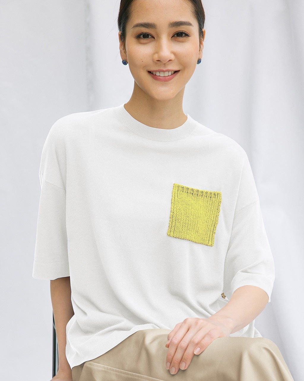 【ドゥクラッセ/DoCLASSE】のデザインポケット・シアーTニット 人気、トレンドファッション・服の通販 founy(ファニー) 　ファッション　Fashion　レディースファッション　Fashion for Women　トップス・カットソー　Cut & Sew Tops　ニット　Knit Tops & Sweaters　なめらか　Smooth, Silky Texture　イタリア　Italy　スリーブ　Sleeve, Long Sleeve / Short Sleeve　セーター　Sweater, Knitwear　ハーフ　Half, Half-Length　ポケット　Pocket, Pocket Detail　リネン　Linen, Linen Fabric　 other-1|ID: prp329100004934754 ipo3291000000037035295