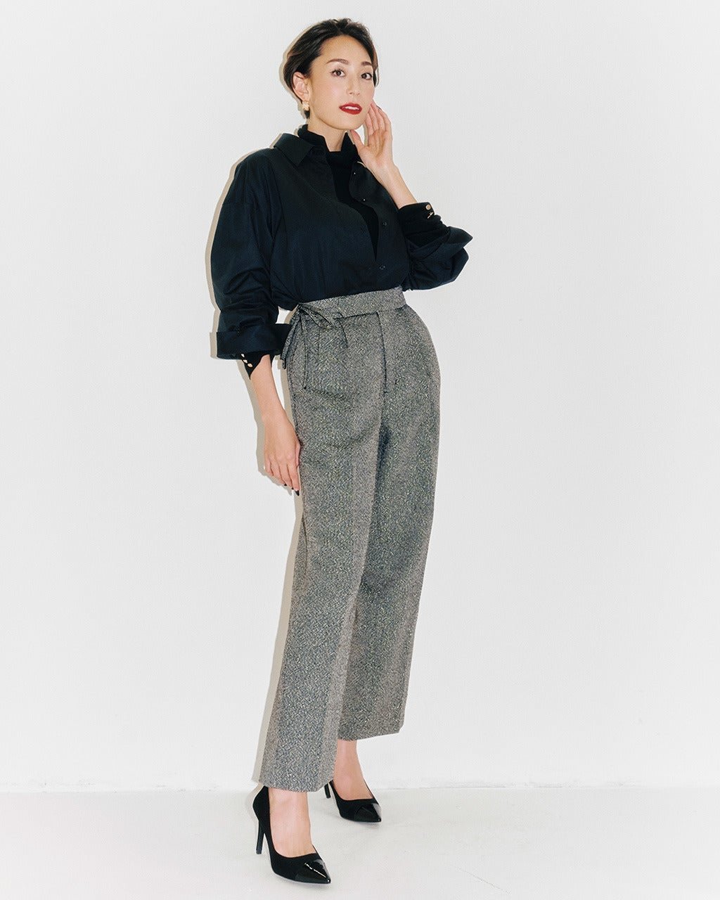 【ドゥクラッセ/DoCLASSE】のラメツイード・タックパンツ 人気、トレンドファッション・服の通販 founy(ファニー) 　ファッション　Fashion　レディースファッション　Fashion for Women　パンツ　Pants & Trousers　おすすめ　Recommended / Our Picks　ツイード　Twill, Twill Weave　フェミニン　Feminine, Girly　ミックス　Mix, Mixed Style　リボン　Ribbon, Bow　ワイド　Wide, Wide Fit　エレガント 上品　Elegant　 other-1|ID: prp329100004934764 ipo3291000000037035325