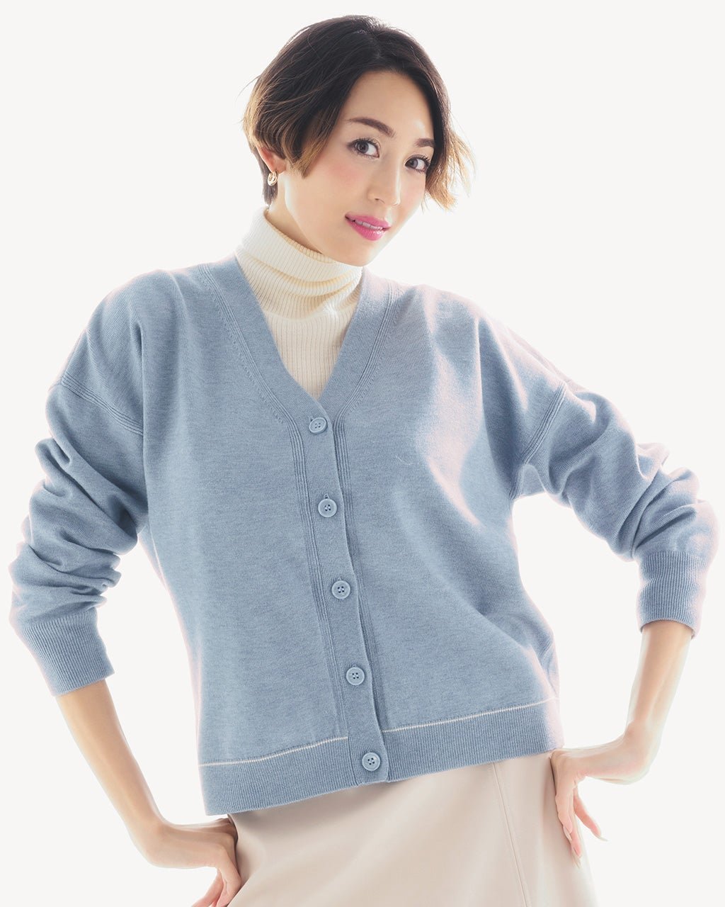 【ドゥクラッセ/DoCLASSE】の天竺編み・針抜きデザインカーディガン インテリア・キッズ・メンズ・レディースファッション・服の通販 founy(ファニー) 　ファッション　Fashion　レディースファッション　Fashion for Women　トップス・カットソー　Cut & Sew Tops　カーディガン・羽織り　Layered Style Cardigans　なめらか　Smooth, Silky Texture　カーディガン　Cardigan, Knitwear　ショート　Short, Short Length　ライトブルー|ID: prp329100004934769 ipo3291000000037035344