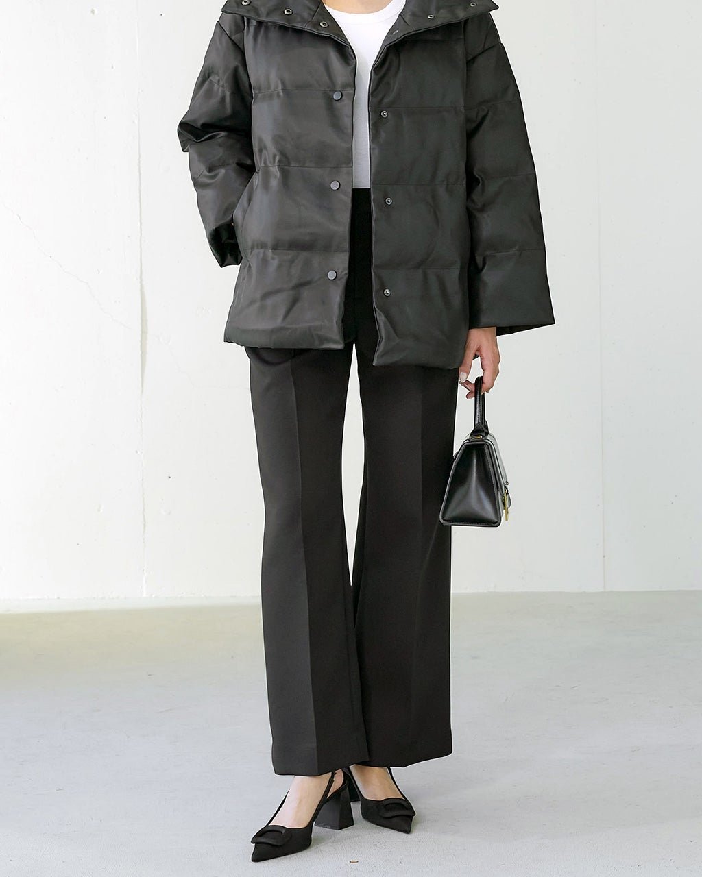 【ドゥクラッセ/DoCLASSE】のマトラッセクロス・セミワイドパンツ インテリア・キッズ・メンズ・レディースファッション・服の通販 founy(ファニー) 　ファッション　Fashion　レディースファッション　Fashion for Women　パンツ　Pants & Trousers　ブラック|ID: prp329100004934792 ipo3291000000037035432